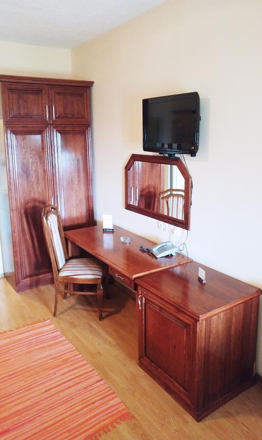 Hotel Derby Orasje Bagian luar foto